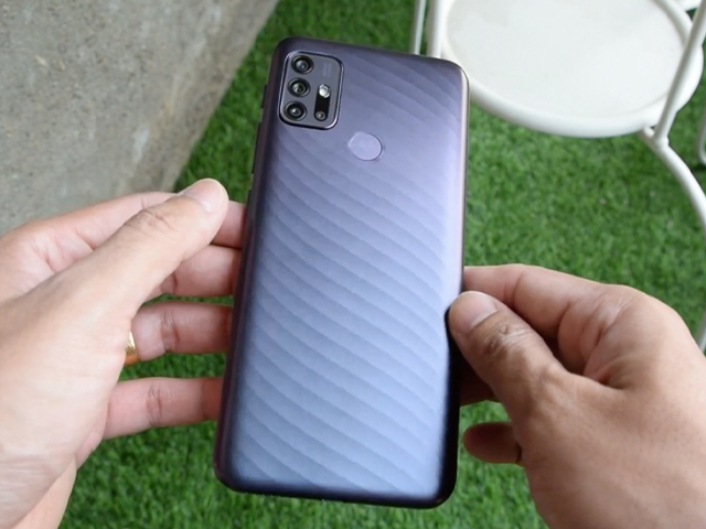 Moto G10 Power Review: बड़ी बैटरी, बढ़िया डिज़ाइन, लेकिन क्या 10,000 से कम में इतना काफी?