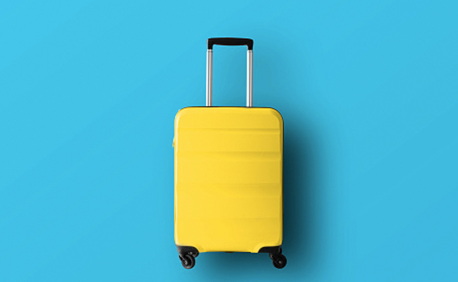 Explore The World Stylishly With These Travel Bags At Up To 70% Off