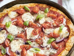 Craving Pizza? Try This Instant Papad Pizza Recipe