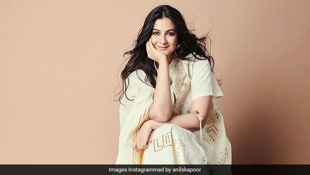 Rhea Kapoor Rings In Her 34th Birthday With A Specially Curated Dinner (See Pics)