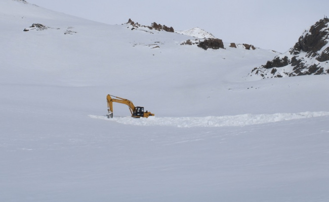 "Sheer Grit": BRO Team Battles Avalanche, Cold, Snow To Open Crucial Pass