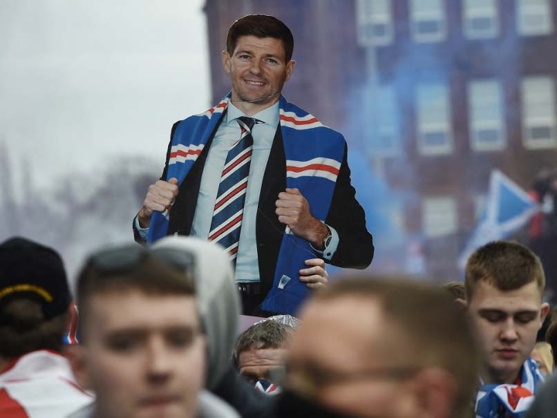 Steven Gerrard Leads Rangers To First Scottish Premiership Title In 10 Years