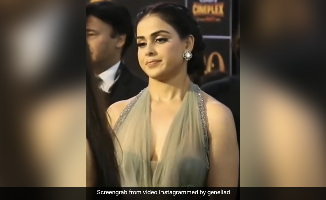 रितेश देशमुख को प्रीति जिंटा से हंसी- मजाक करना पड़ा भारी, पत्नी जेनेलिया ने किया ये हाल... देखें Video