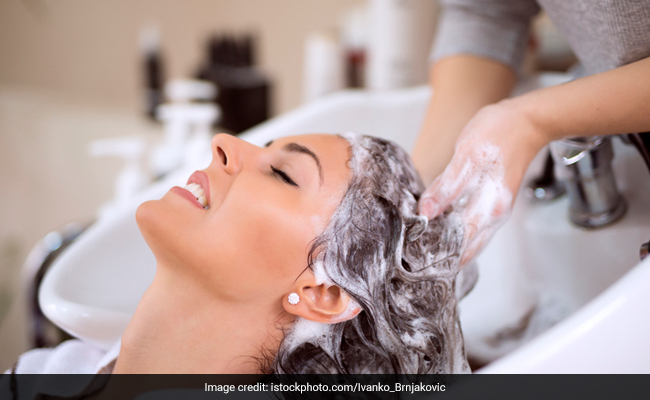 10 Best Shampoos For Oily Hair And Scalp