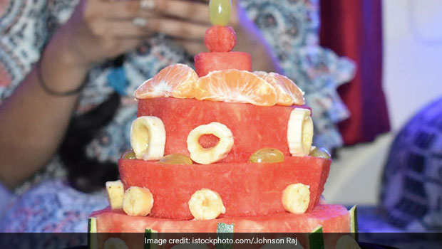 Fresh Fruit Cake Movement: Maharashtra Farmers' Innovative Bid To Survive Pandemic