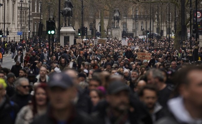 36 Arrested As Thousands Protest Against Lockdown In London