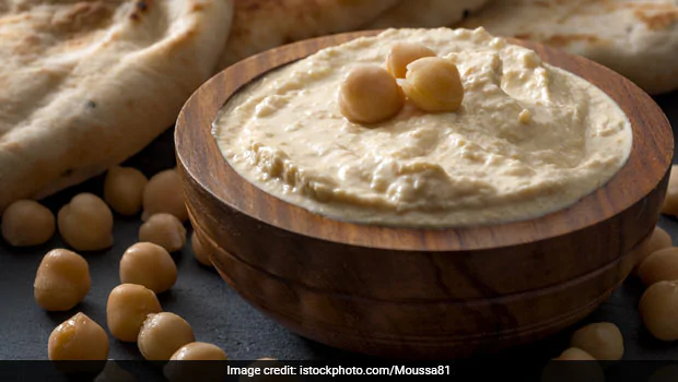 Hummus ia blend of carbohydrate, protein and fat and serves as a great alternative to unhealthy dis