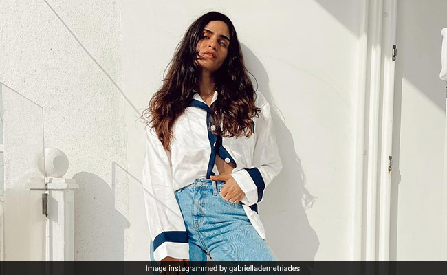 Gabriella Demetriades Puts On Her "Uniform" For Friday Meeting. Pics Here