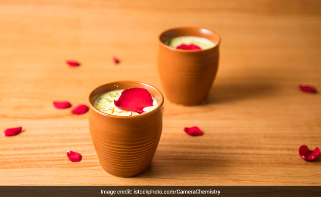 From Thandai To Aam Panna, Holi Won't Be Complete Without These Delicious Beverages