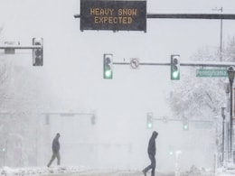 Dangerous Winter Storm Batters Western US As Airport, Highways Shut Down Dangerous Winter Storm Batters Western US As Airport, Highways Shut Down