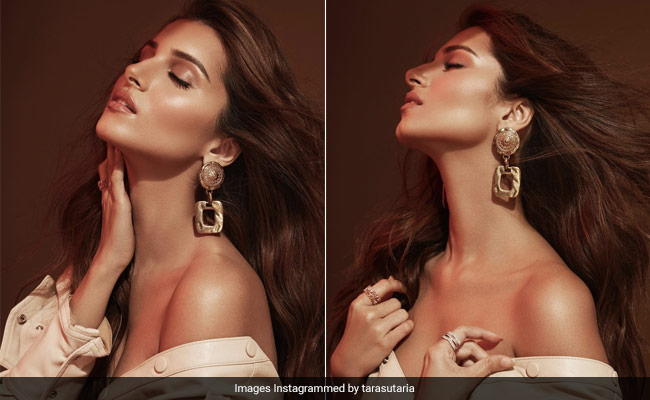 Right In Time For Summer, Tara Sutaria Showcases Her Golden Glowing Skin