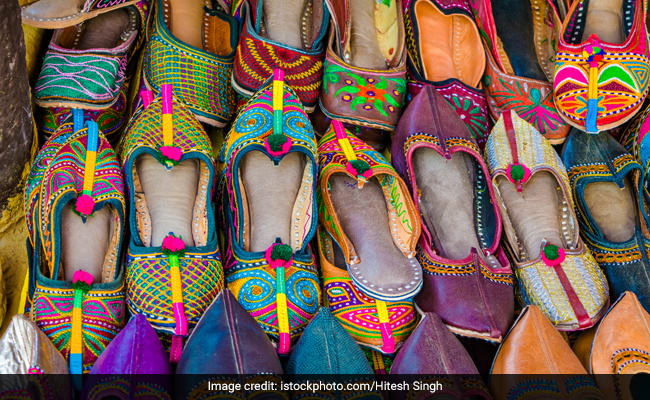 10 Best Juttis That Are Perfect For Any Indian Festival