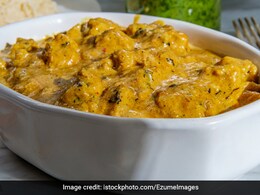 How To Make Authentic Hyderabadi Chicken Korma - Easy Recipe Inside How To Make Authentic Hyderabadi Chicken Korma - Easy Recipe Inside