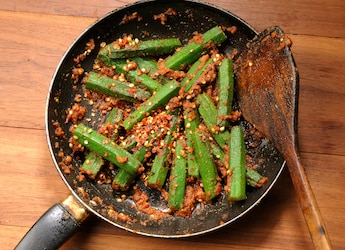 7 Clever Tips To Prevent Bhindi From Turning Sticky And Slimy