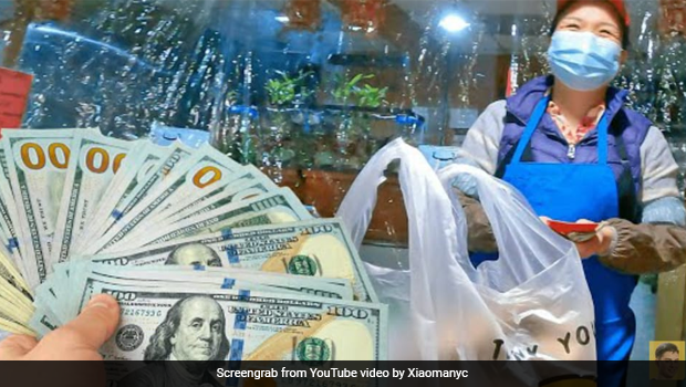 YouTuber ने 5 रेस्टॉरेंट में टिप में दे डाले 3.6 लाख रुपये, जानिए आखिर क्या थी वजह ?