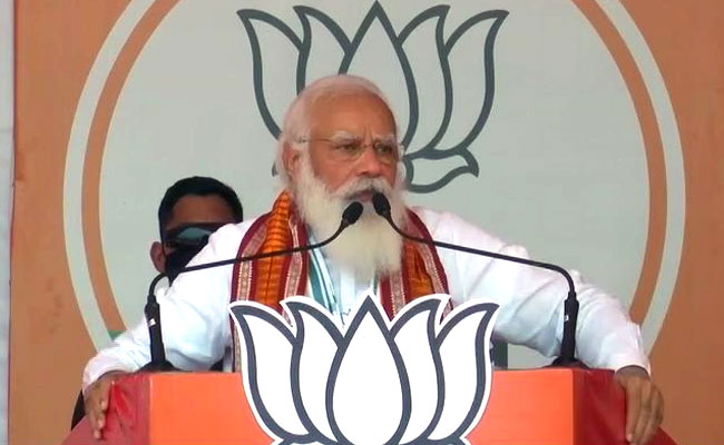 In PM's Bengal Poll Speech, Mention Of Global WhatsApp, Facebook Outage