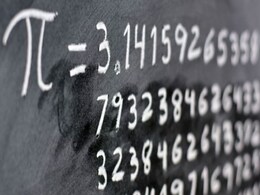 Pi Day: आज है पाई दिवस, अल्बर्ट आइंस्टीन से जुड़ा है कनेक्शन, जानें- क्या है इतिहास Pi Day: आज है पाई दिवस, अल्बर्ट आइंस्टीन से जुड़ा है कनेक्शन, जानें- क्या है इतिहास