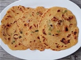 How To Make Sooji Besan Cheela | Easy Sooji Besan Cheela Recipe Video