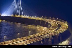No Gatherings, Public Places Restricted In Maharashtra Amid Covid Surge No Gatherings, Public Places Restricted In Maharashtra Amid Covid Surge