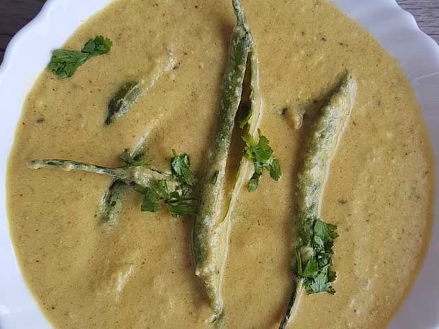 How To Make Mirch Ka Salan | Easy Mirchi Ka Salan Recipe Video