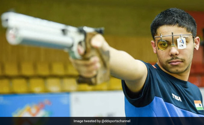 ISSF World Cup: विजयवीर सिद्धू और तेजस्विनी ने 25 मीटर रैपिड फायर पिस्टल मिश्रित में जीता गोल्ड