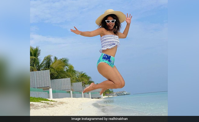 On Hina Khan's Instagram Palette - Beach And Some Sunshine