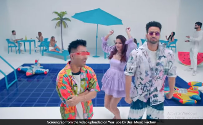 टोनी कक्कड़ का नया गाना Tera Suit रिलीज,  अली गोनी और जैस्मिन भसीन के कलरफुल अवतार ने जीता लोगों का दिल