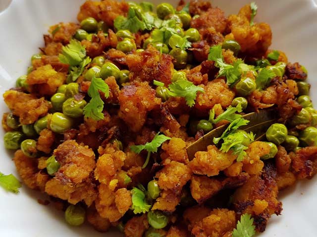 How To Make Matar Ka Dulma | Easy Matar Ka Dulma Recipe Video