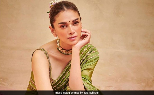 Nail Spring Fashion In Gorgeous Sarees At Up To 70% Off