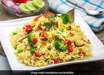 Spring Special: This Satrangi Biryani Recipe Is A Flavourful Burst Of Colours That You Shouldn't Miss Spring Special: This Satrangi Biryani Recipe Is A Flavourful Burst Of Colours That You Shouldn't Miss
