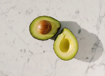 Viral Hack To Increase Avocado Life May Be Harmful - Warns FDA Viral Hack To Increase Avocado Life May Be Harmful - Warns FDA