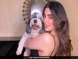 Inside Khushi Kapoor's Instagram Of Friends, Family And Fab Outfits Inside Khushi Kapoor's Instagram Of Friends, Family And Fab Outfits