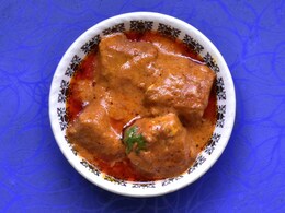 Restaurant-Style Gravy: रेस्टोरेंट स्टाइल रिच ग्रेवी बनाने के लिए ट्राई करें ये आसान रेसिपी