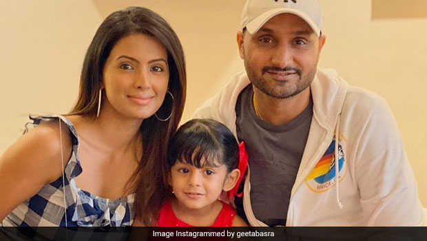 Geeta Basra Enjoys Harbhajan Singh’s Favourite Summer Food During Pregnancy; Guess What!
