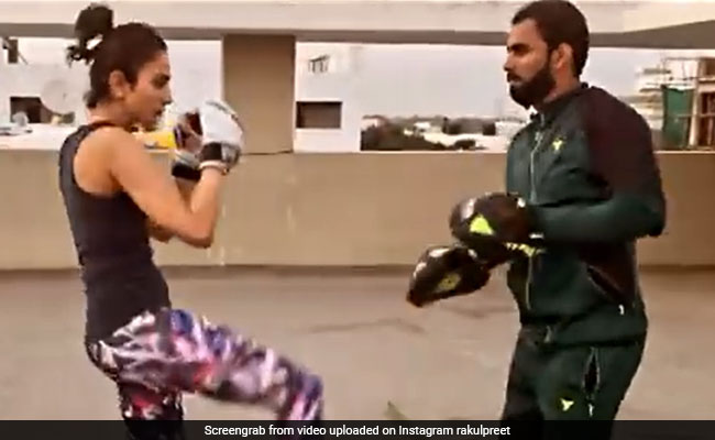 Rakul Preet's Morning Routine Goes Like This: "Wake Up, Kick A** And Repeat"