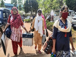 Bengal Election 2021: Trinamool Asks Election Body To Appoint Only Locals As Poll Booth Agents Bengal Election 2021: Trinamool Asks Election Body To Appoint Only Locals As Poll Booth Agents