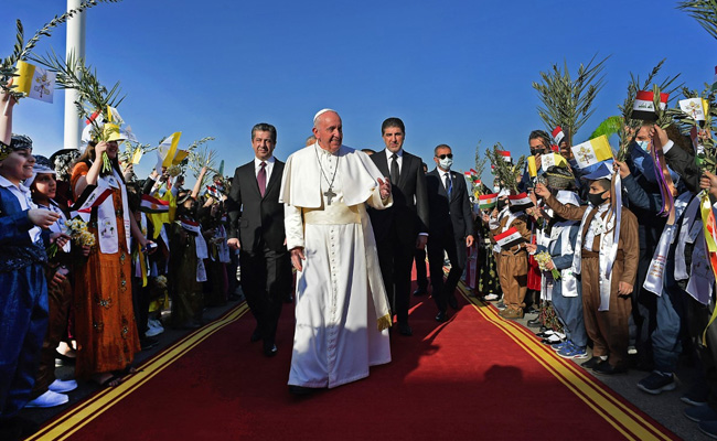 Pope, Top Shiite Cleric Plead For "Peace" In Historic Iraq Encounter