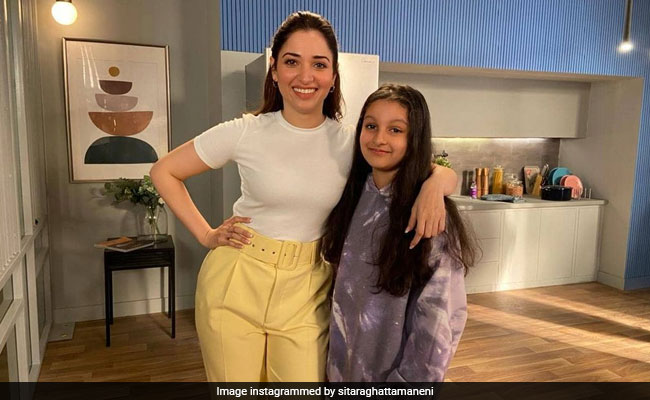 Tamannaah Bhatia Doesn't Want Mahesh Babu's Daughter Sitara To "Grow Up So Fast"