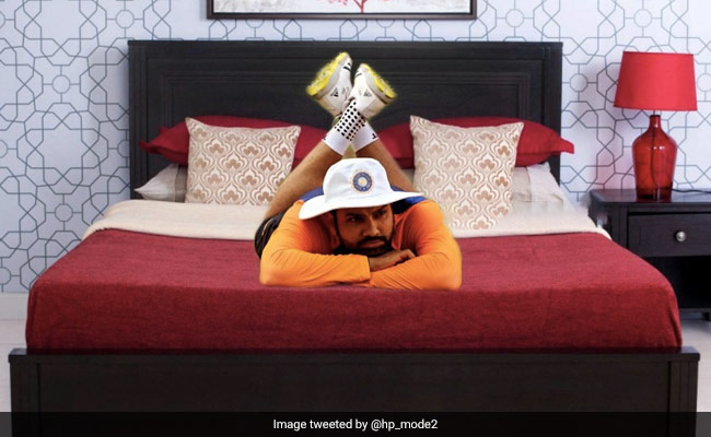Rohit Sharma लेटे हुए थे ग्राउंड पर, तस्वीर वायरल होने के बाद लोगों ने बना डाले ऐसे Memes