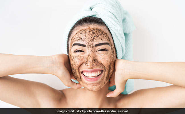 10 Best Coffee Scrubs To Detan Your Skin And Improve Complexion