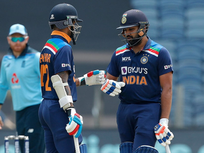 Ind vs Eng 1st ODI:  धवन ने अर्द्धशतक जड़कर खत्म किए सारे सवाल, लेकिन.. VIDEO