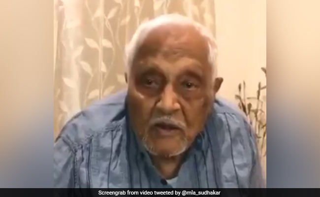 102-Year-Old Retired Army Officer's "2 Reasons" For Getting Vaccine