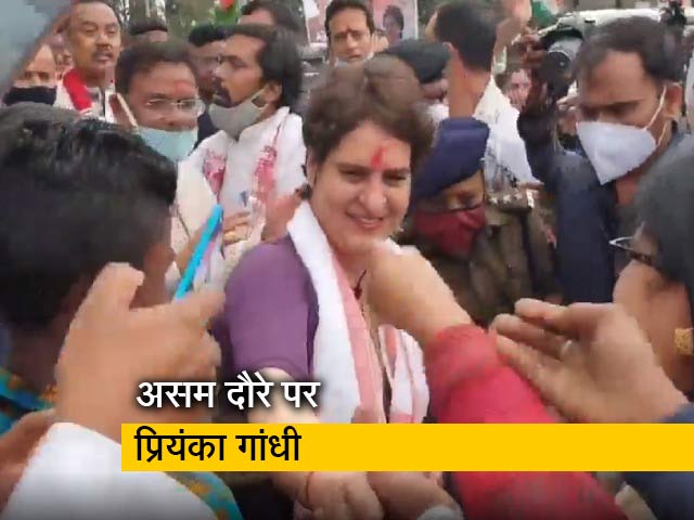 2 दिनों के असम दौरे पर प्रियंका गांधी वाड्रा, ट्राइबल लोगों से भी करेंगी मुलाकात