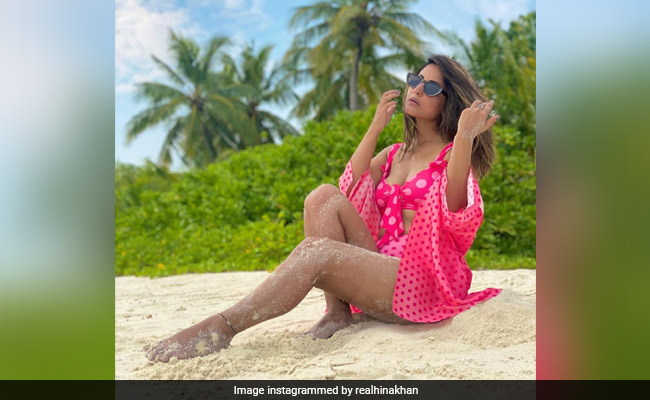 Hina Khan Shares Another Postcard From Maldives. See Pic