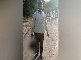 बेटी का कटा हुआ सिर लेकर थाने पहुंचा बाप, प्रेम संबंध से नाराज होकर की हत्या बेटी का कटा हुआ सिर लेकर थाने पहुंचा बाप, प्रेम संबंध से नाराज होकर की हत्या