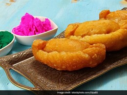 Man Promises Diwali Mithai To Every Delivery Agent, Twitter Appreciates