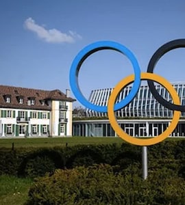 Transgender Women Athletes Banned From Olympics By New IOC Policy On Female Eligibility