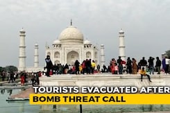 Taj Mahal Briefly Shut, Tourists Evacuated After Bomb Hoax Taj Mahal Briefly Shut, Tourists Evacuated After Bomb Hoax
