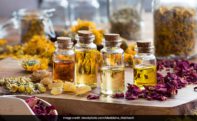 Essential Oils Packed With The Goodness Of Herbs For Your Beauty Needs