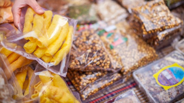 Healthy diet comprises combination of different types of foods